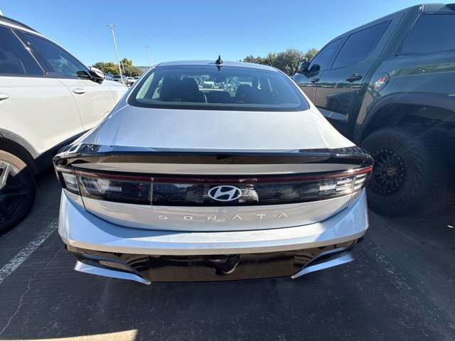 Used 2026 Hyundai Sonata SEL FWD image 5