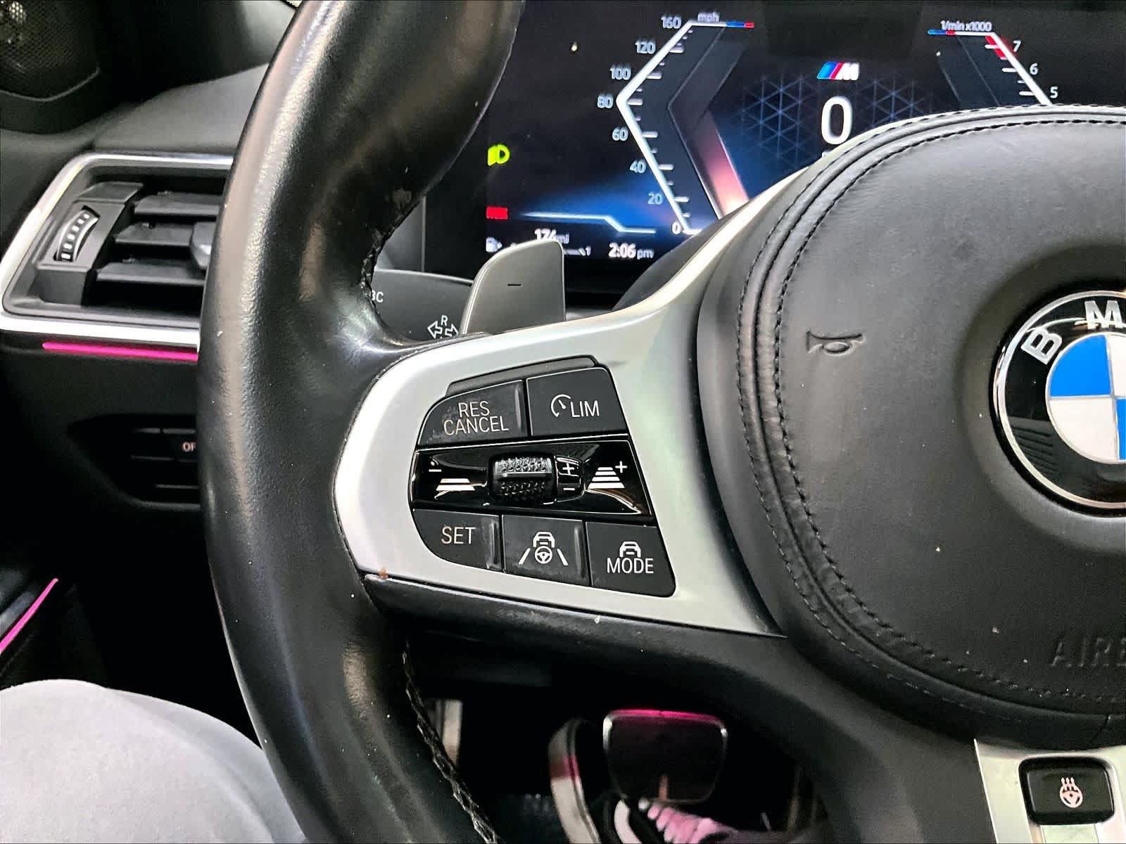 Used 2023 BMW 330i Sedan w/ M Sport Package RWD image 21