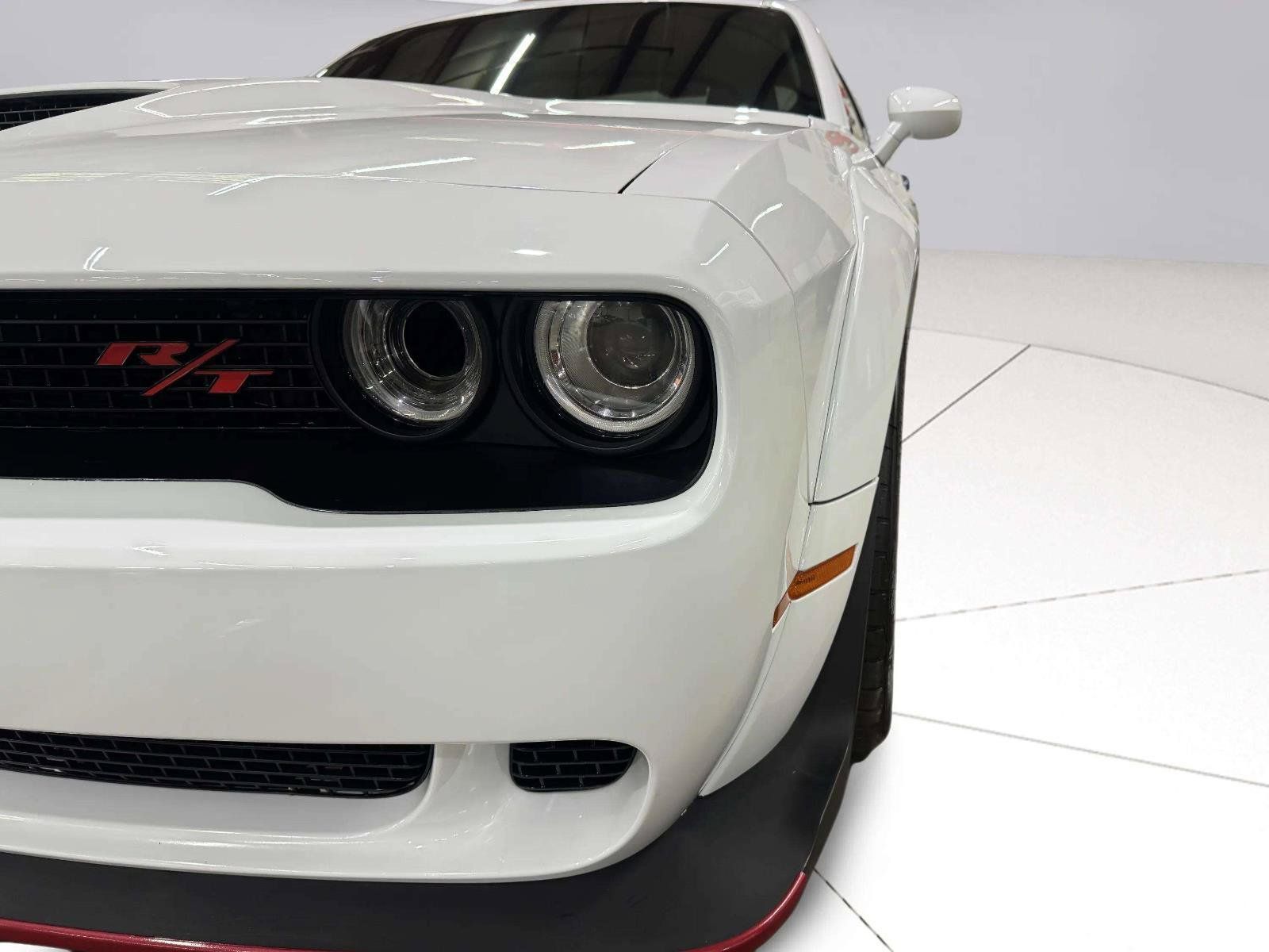 Used 2020 Dodge Challenger R/T Scat Pack RWD image 12