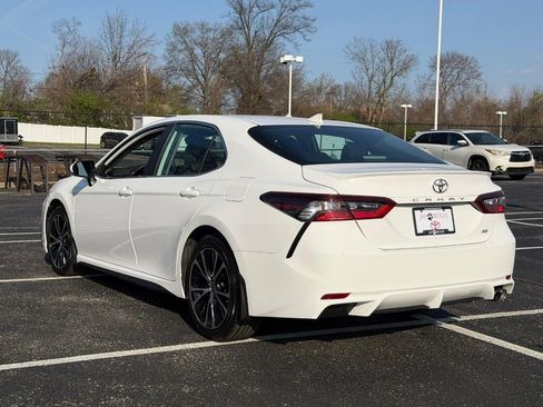 Certified 2024 Toyota Camry SE w/ Cold Weather Package image 9