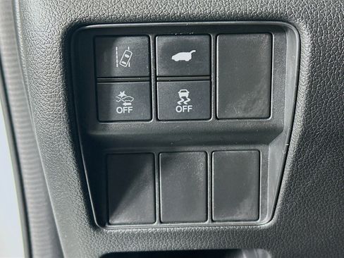 Used 2019 Honda CR-V Touring image 17