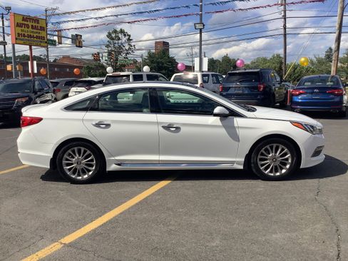 Used 2015 Hyundai Sonata Limited w/ Option Group 05 FWD image 8
