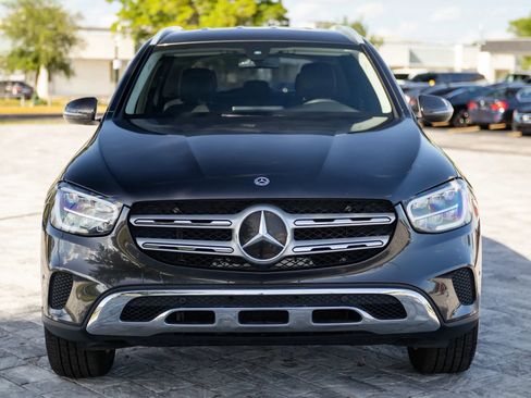 Used 2021 Mercedes-Benz GLC 300 image 4