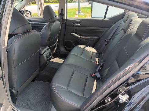 Used 2023 Nissan Altima 2.0 SR FWD image 13