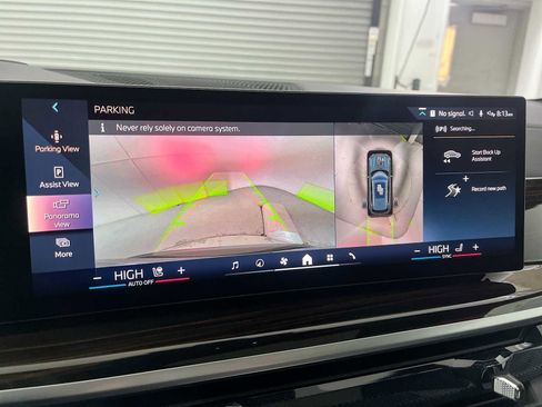 Used 2026 BMW X5 xDrive50e w/ Executive Package image 24