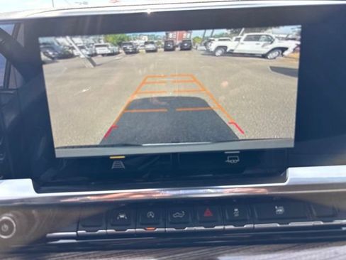 Used 2025 Chevrolet Silverado 1500 LT w/ Protection Package AWD/4WD image 22