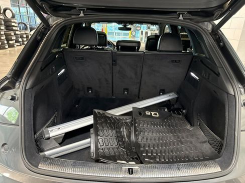 Used 2018 Audi SQ5 Prestige w/ Prestige Package AWD/4WD image 13