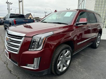 Used 2017 Cadillac Escalade Platinum