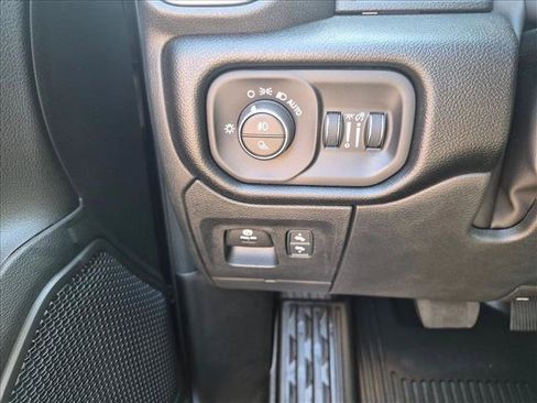 Used 2025 RAM 1500 Lone Star AWD/4WD image 16