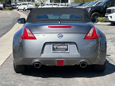 Used 2014 Nissan 370Z Roadster RWD image 6