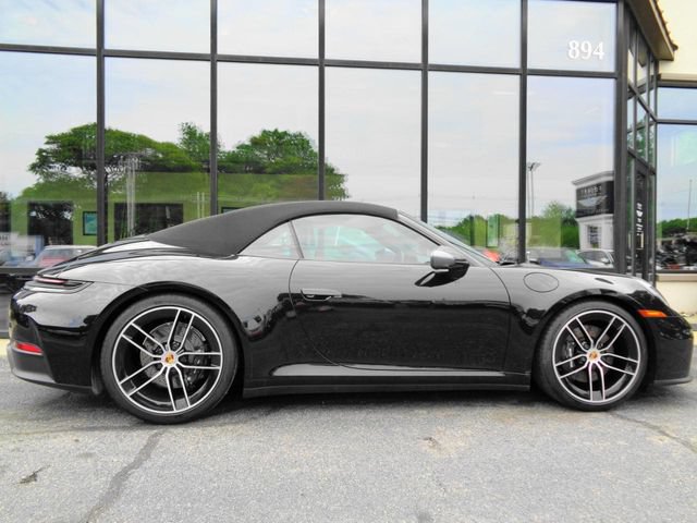 Used 2026 Porsche 911 Carrera RWD image 13