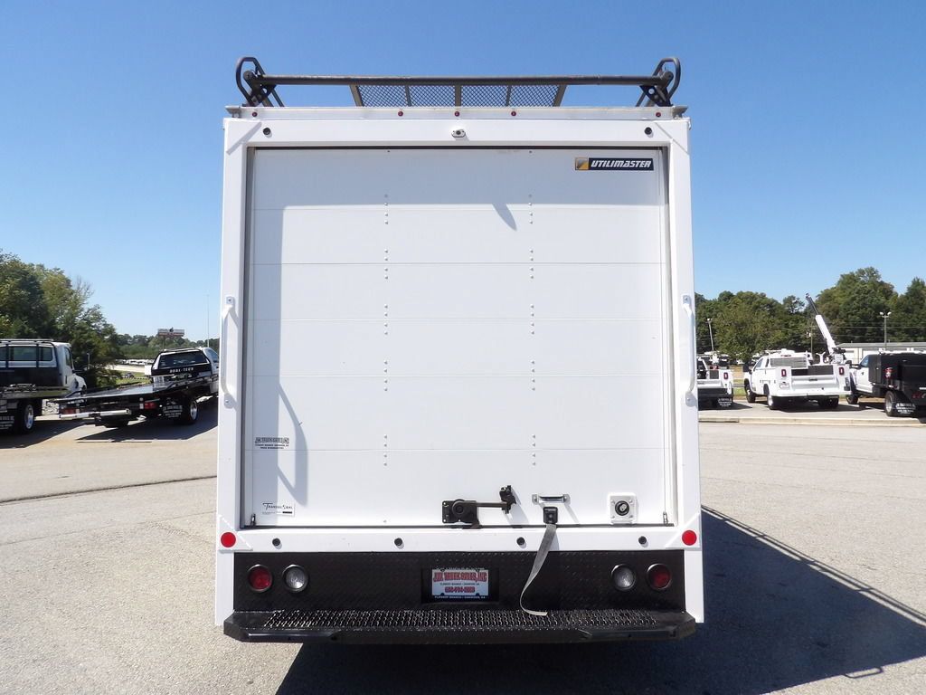 Used 2021 Chevrolet Express 3500 w/ Power Convenience Package RWD image 6