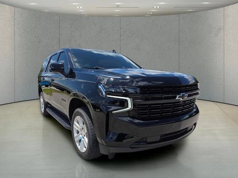 Used 2023 Chevrolet Tahoe RST w/ Luxury Package RWD image 13