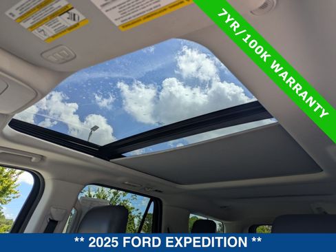 Certified 2025 Ford Expedition Active AWD/4WD image 28