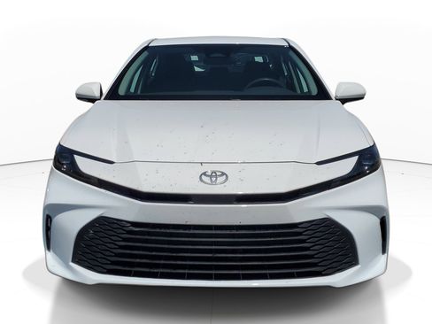 Used 2025 Toyota Camry LE FWD image 2