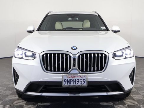 Used 2024 BMW X3 sDrive30i w/ Convenience Package RWD image 2