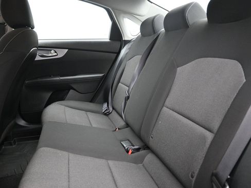 Used 2022 Kia Forte LXS FWD image 22