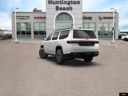 New 2026 Jeep Grand Wagoneer Limited w/ Premium Group II image 5