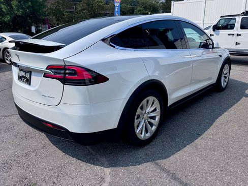Used 2019 Tesla Model X Long Range AWD/4WD image 5