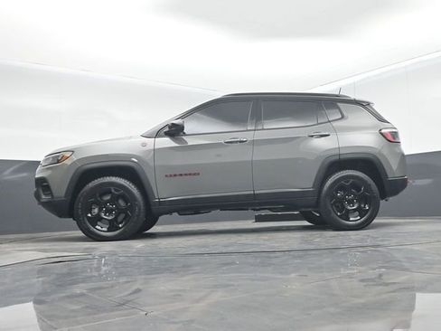 Used 2023 Jeep Compass Trailhawk AWD/4WD image 47