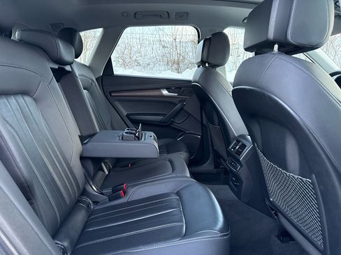 Used 2021 Audi Q5 2.0T Premium w/ Convenience Package image 24