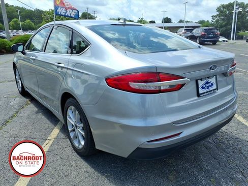 Used 2020 Ford Fusion SE FWD image 5