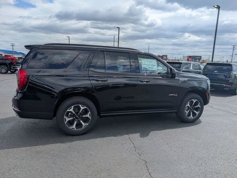 New 2026 GMC Yukon AT4 w/ AT4 Premium Plus Package AWD/4WD image 9