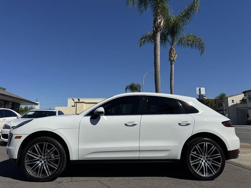 Used 2016 Porsche Macan S image 2