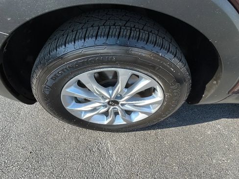Used 2021 Kia Telluride LX FWD image 46