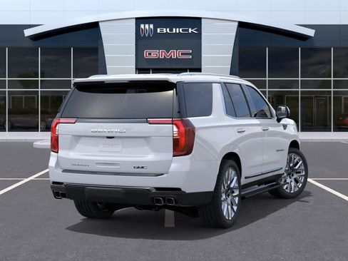New 2026 GMC Yukon Denali Ultimate w/ LPO, Floor Liner Package AWD/4WD image 4