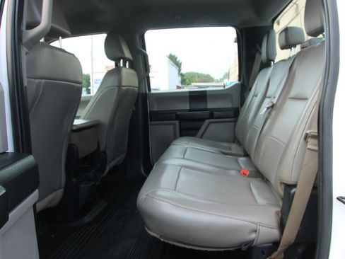 Used 2019 Ford F250 XL w/ Power Equipment Group AWD/4WD image 10