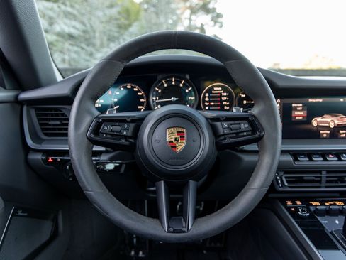 Certified 2021 Porsche 911 Carrera S image 29