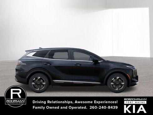 New 2026 Kia Sportage LX image 8