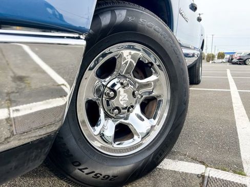 Used 2004 Dodge Ram 1500 Truck SLT w/ Big Horn Quad Cab Value Group image 2