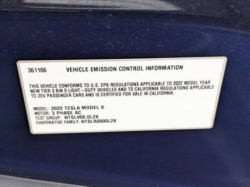 Used 2022 Tesla Model X image 27