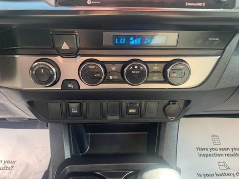 Used 2023 Toyota Tacoma SR AWD/4WD image 23