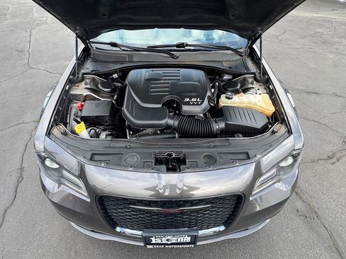 Used 2022 Chrysler 300 S RWD image 38