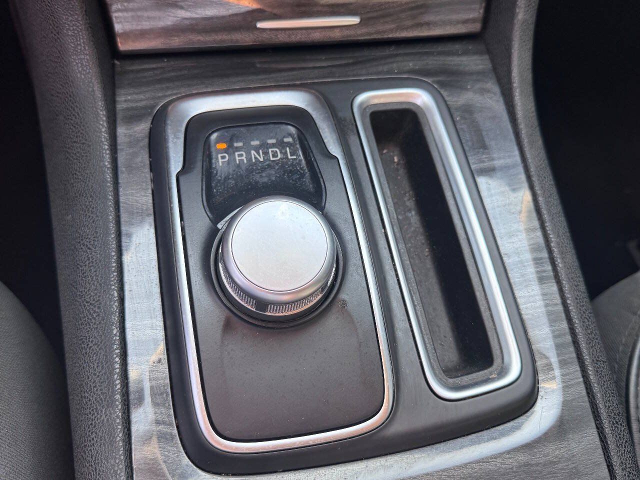 Used 2020 Chrysler 300 Touring L w/ Value Package RWD image 21