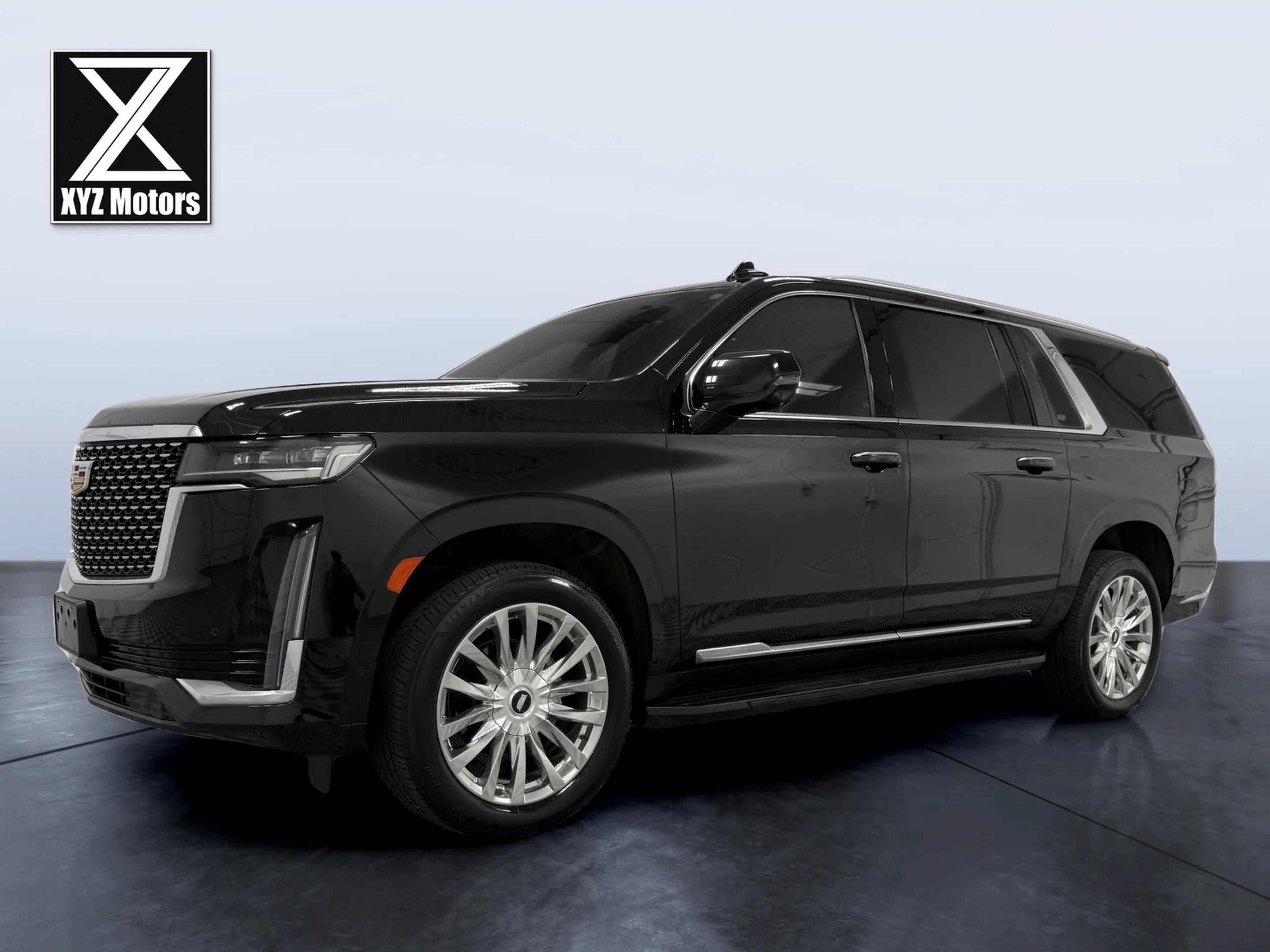 Used 2023 Cadillac Escalade ESV Premium Luxury AWD/4WD image 2
