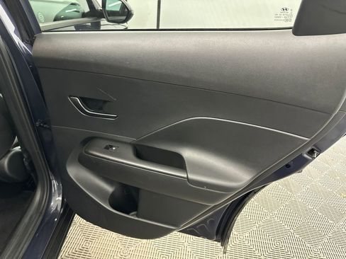 Used 2024 Hyundai Kona SEL image 17