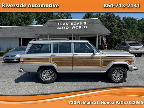 Used 1988 Jeep Grand Wagoneer AWD/4WD image 1