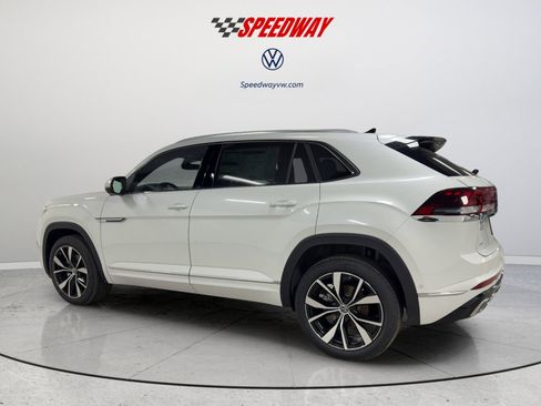 New 2026 Volkswagen Atlas Cross Sport SEL Premium R-Line AWD/4WD image 7