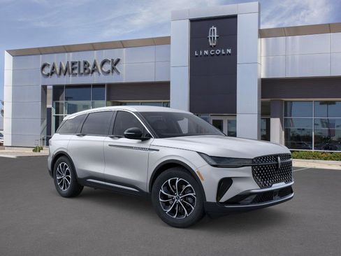 New 2026 Lincoln Nautilus Premier image 7