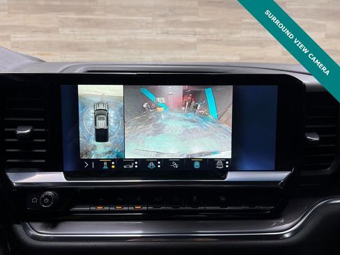 Used 2023 Chevrolet Silverado 1500 High Country image 9