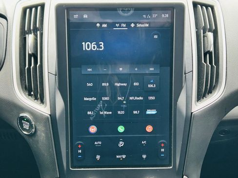 Used 2022 Ford Edge SE w/ Black Appearance Package image 18