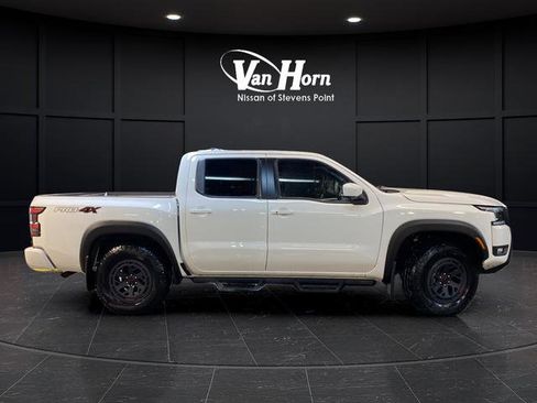 Used 2026 Nissan Frontier PRO-4X w/ Pro-4x Convenience Package AWD/4WD image 2