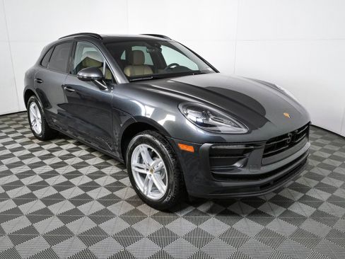 New 2026 Porsche Macan AWD/4WD image 27