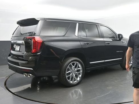 Used 2022 GMC Yukon Denali w/ Denali Ultimate Package AWD/4WD image 5