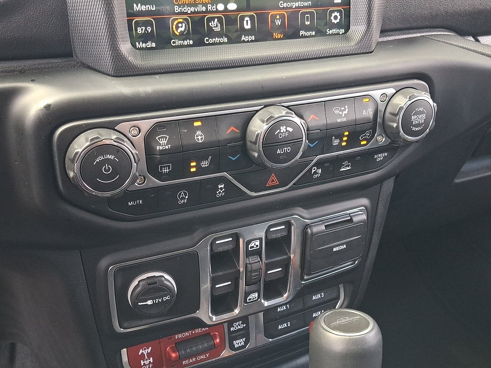 Used 2020 Jeep Gladiator Rubicon AWD/4WD image 15