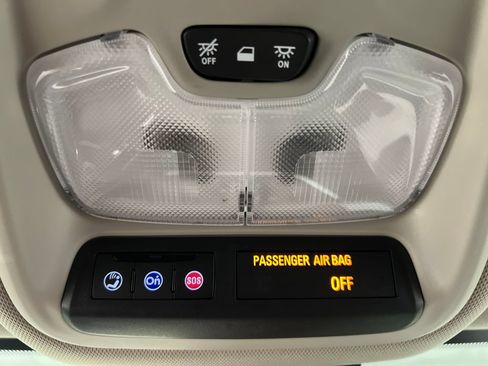 Used 2022 Buick Encore GX Select w/ Sport Touring Package FWD image 63